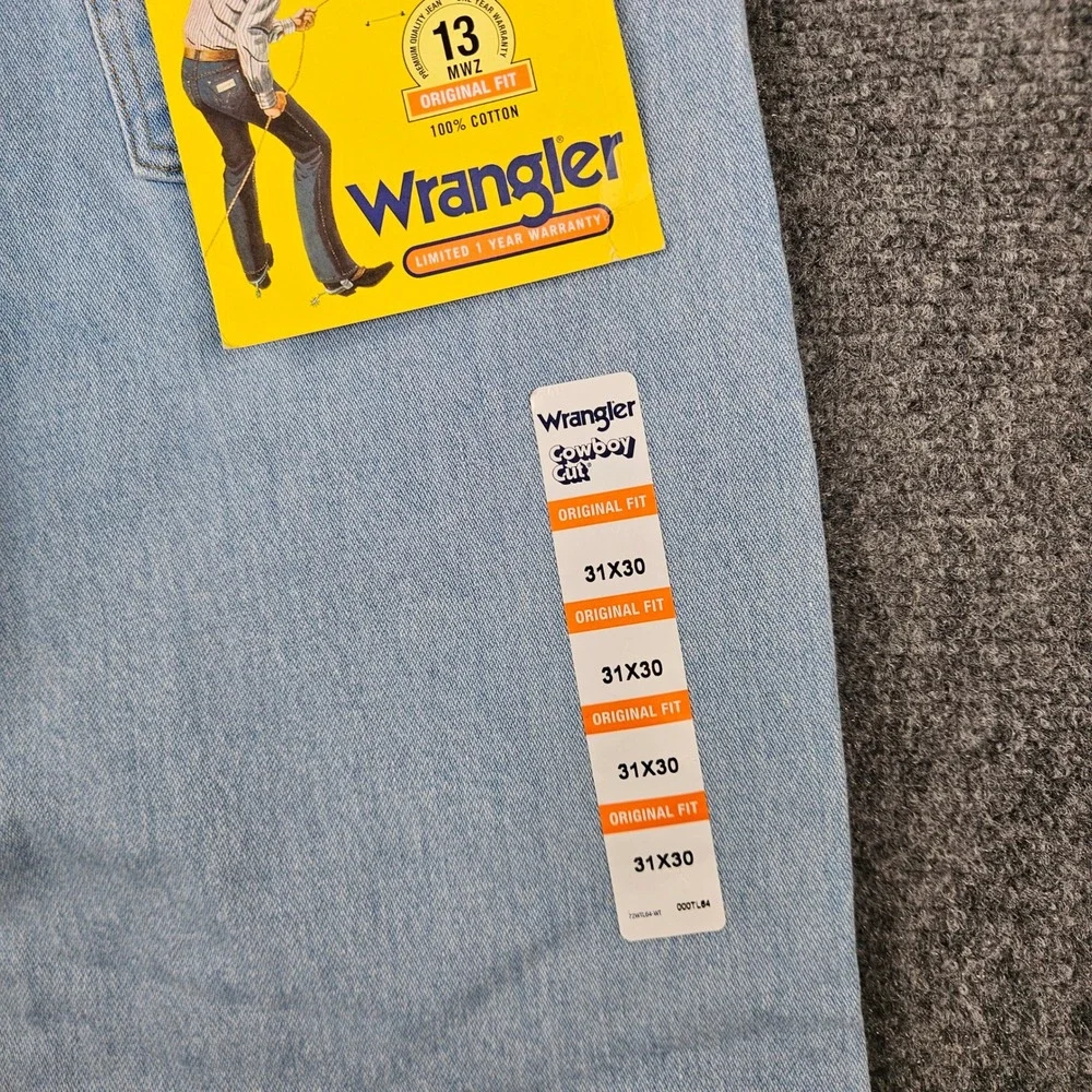 Wrangler Cowboy Cut 13MWZGH Light Wash Blue Denim Jeans Mens 31x30 Original Fit